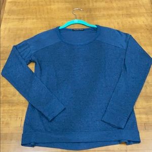 Last chance🦋Harlowe & Graham sweater Small/Med